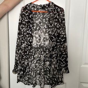 CLOSEOUT Vera Wang Sheer Button down